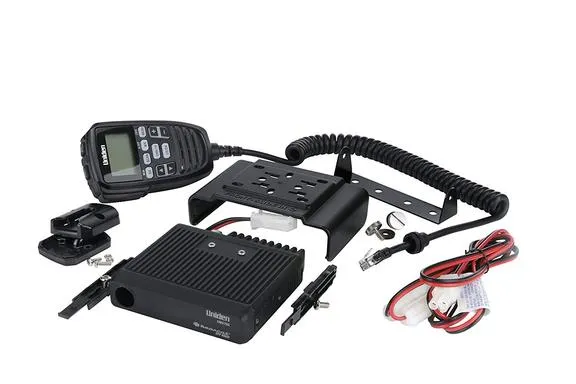 Uniden Bearcat Off-Road Compact CB Radio with Mic Display - CMX760